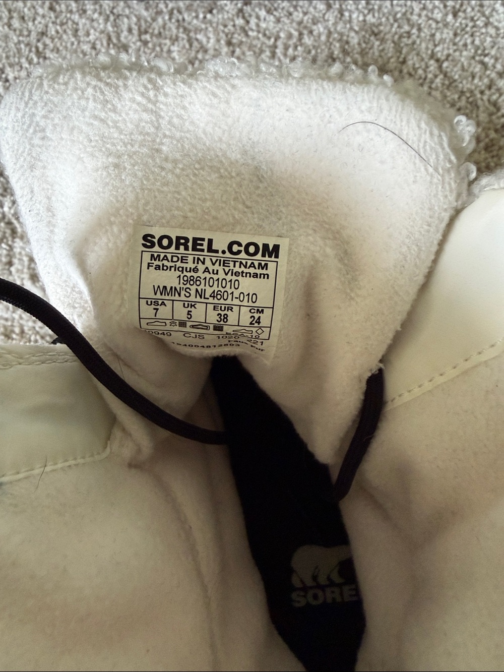 Women’s Sorel Explorers ll Joan Cozy Boots-Black/SeaSalt - Picture 4 of 8